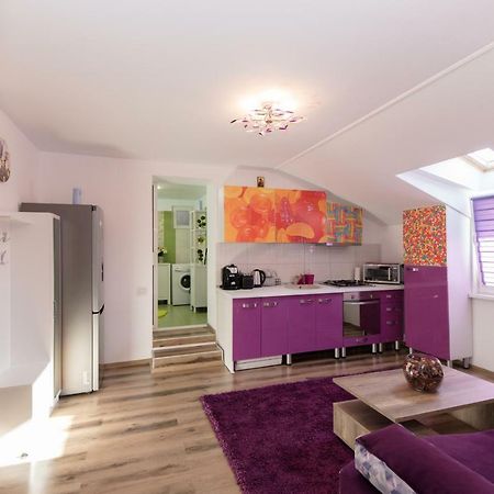 Queen Holiday Apartment Бухарест Екстер'єр фото