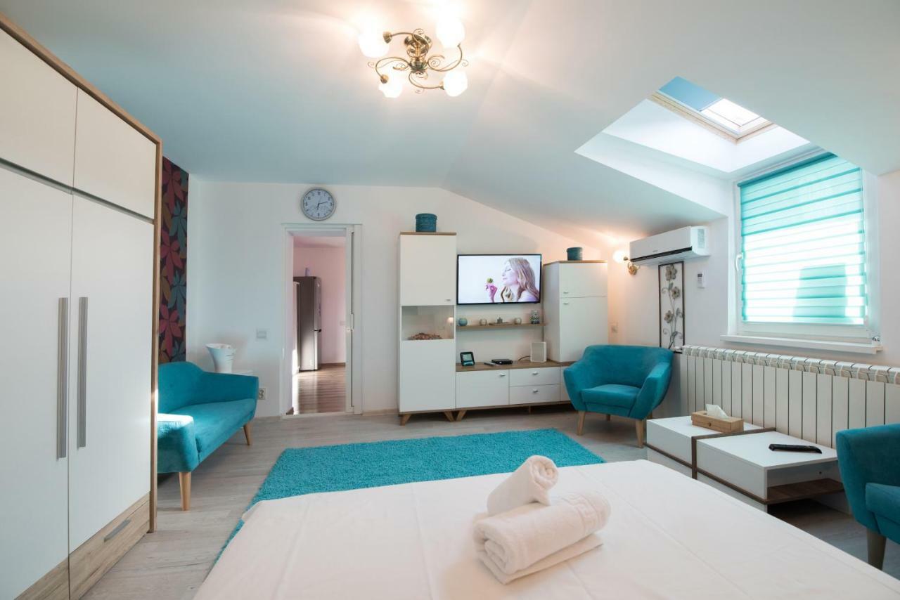 Queen Holiday Apartment Бухарест Екстер'єр фото