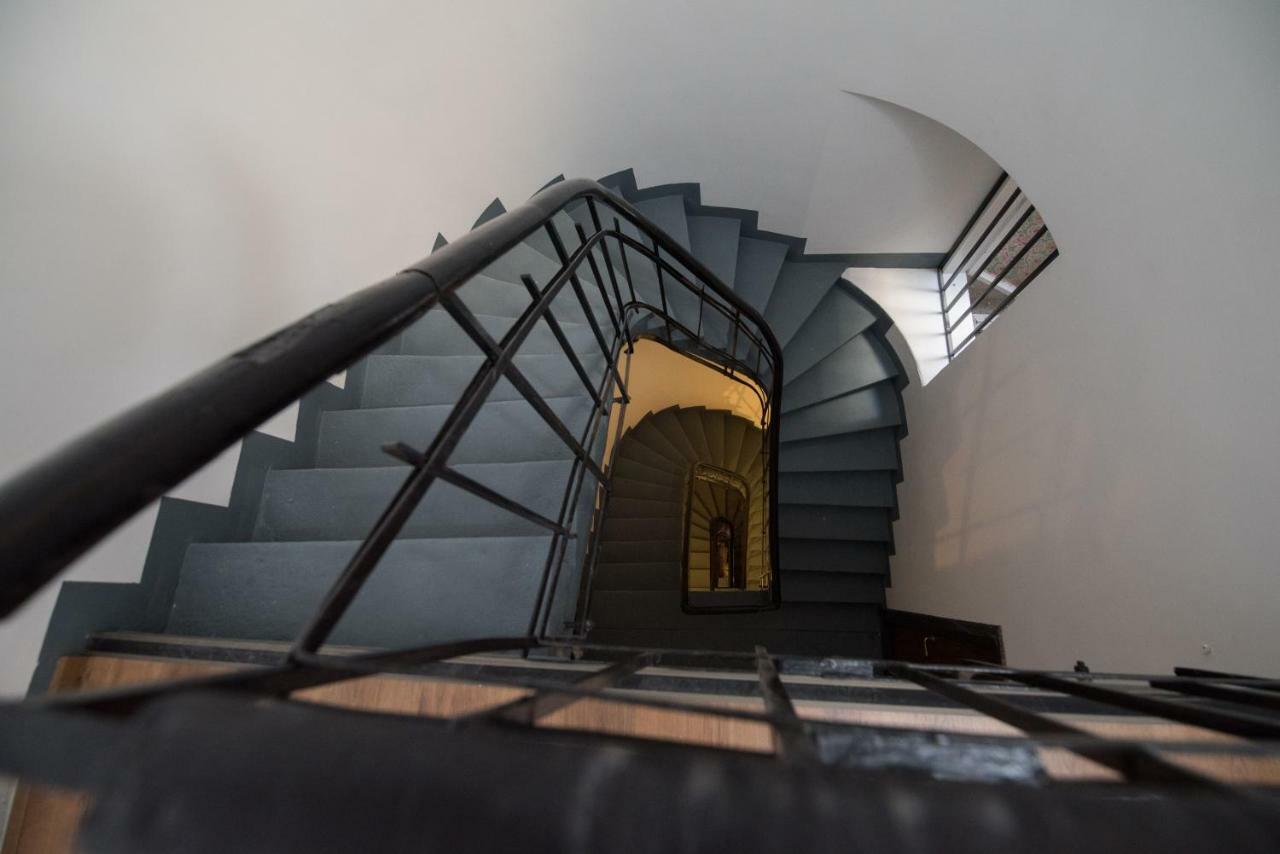 Queen Holiday Apartment Бухарест Екстер'єр фото