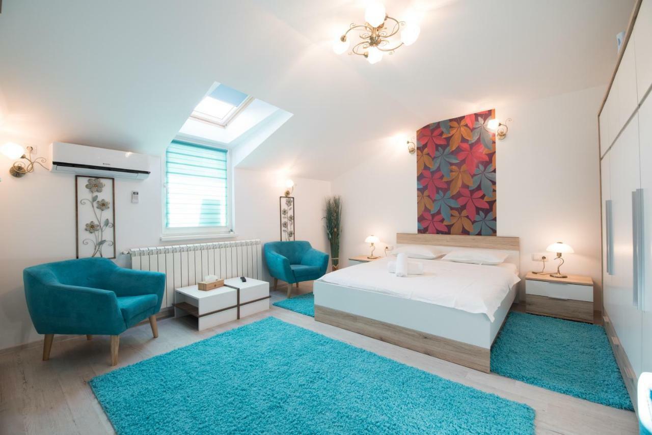 Queen Holiday Apartment Бухарест Екстер'єр фото