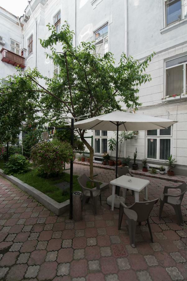 Queen Holiday Apartment Бухарест Екстер'єр фото